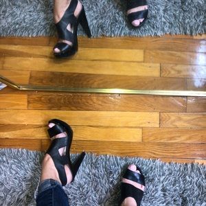 Michael kors black leather heels